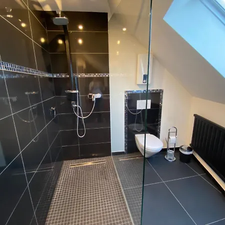 Livona アパート *